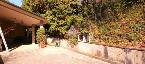 3 bedrooms Villa in Missaglia, Italy No. 127490 10