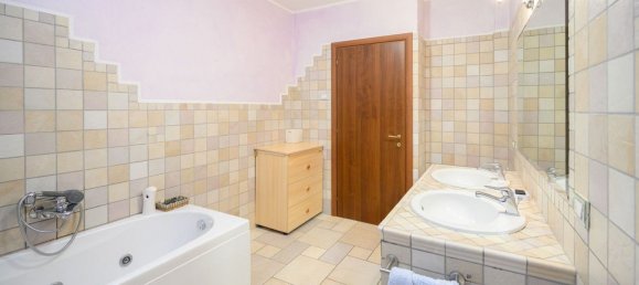 Дом с 4 комнатами в Дзимелла, Италия № 61632 9