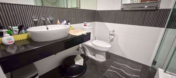 1 bedroom Condo in Sathon, Thailand No. 9369 7