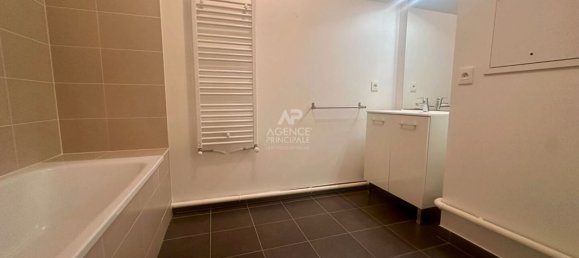 3 غرف نوم شقة في Poissy, France رقم 170354 10