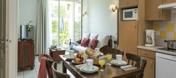 Apartamento de 2 dormitorios en Bergheim, France No. 215196 11