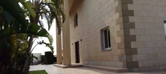 3 bedrooms House in Agios Tychonas, Cyprus No. 6630 11