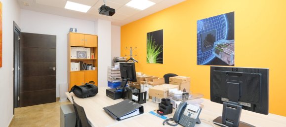 200m² Commercial property in Zaragoza, Spain No. 67610 23