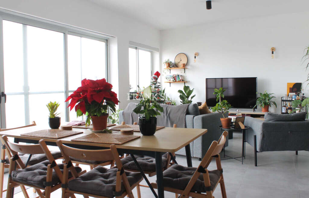 2 bedrooms Apartment in Msida, Malta No. 7010