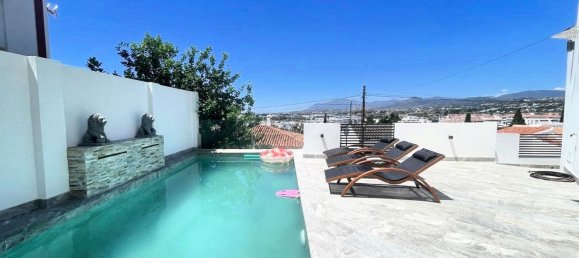 3 bedrooms House in Marbella, Spain No. 135114 2