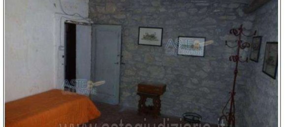 5-Zimmer Wohnung in Pennabilli, Italy, Nr. 13271 7