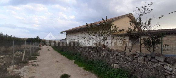 Склад 300м² в Манфредония, Италия № 278792 15