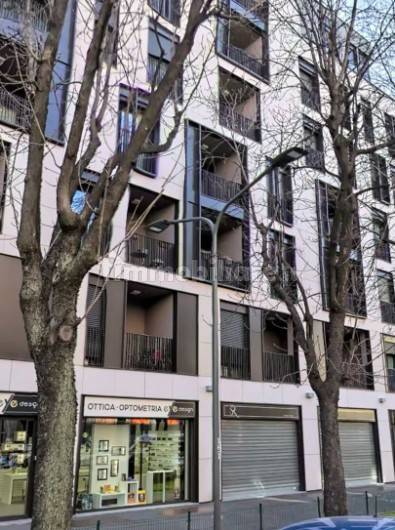 1-Zimmer Gewerbliche Immobilie in Milan, Italy, Nr. 299137