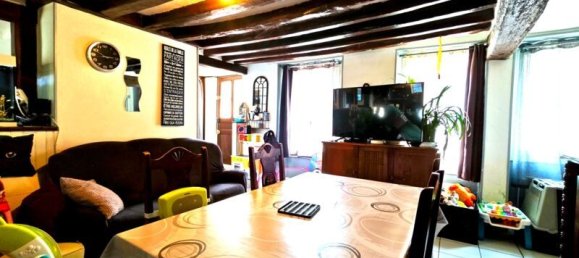 3 bedrooms House in Brezolles, France No. 229617 2