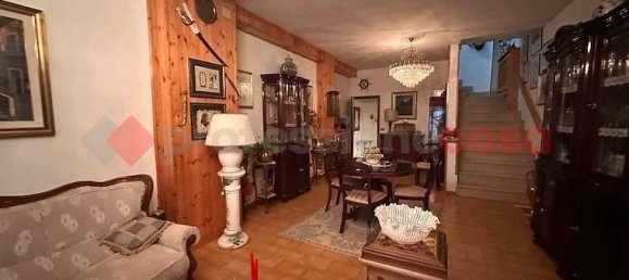 3 bedrooms House in Pescasseroli, Italy No. 291262 4