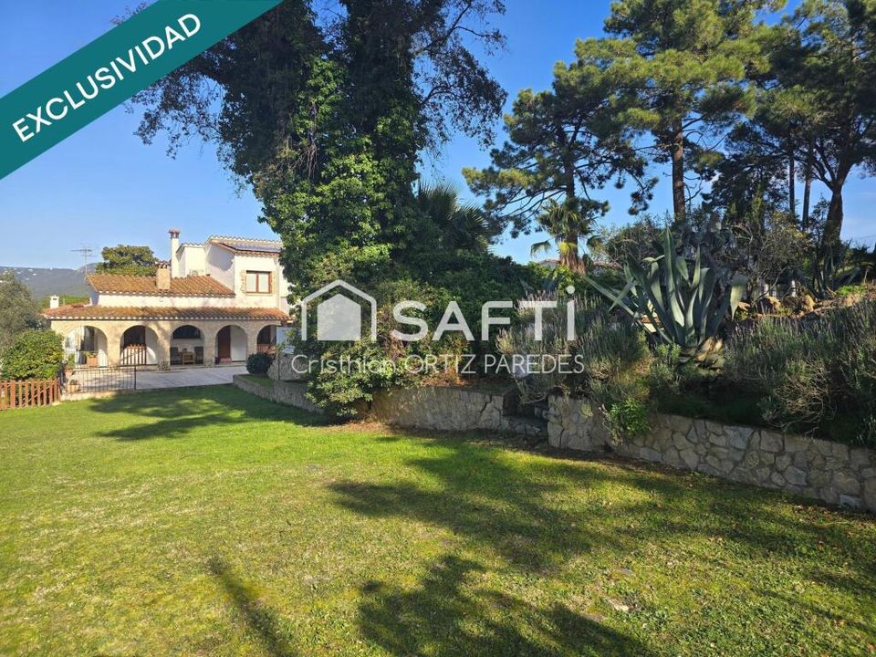 Вилла с 5 спальнями в Герона, Испания № 176626