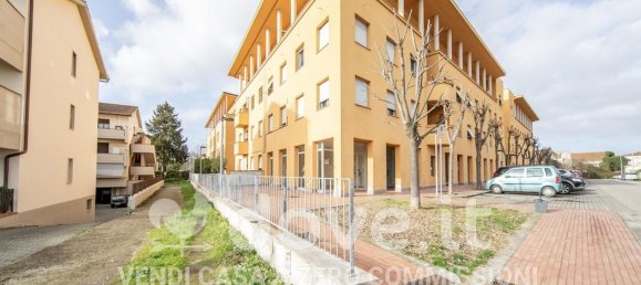 3 rooms Apartment in Certaldo, Italy No. 221331 2