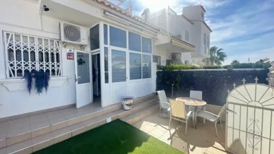 2 bedrooms Bungalow in Alicante, Spain No. 240887