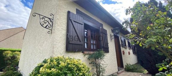 Casa de 4 dormitorios en Val-d'Oise, France No. 361370 3