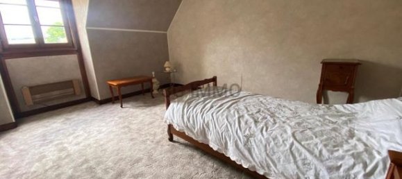 Casa de 4 dormitorios en Val-d'Oise, France No. 361370 12