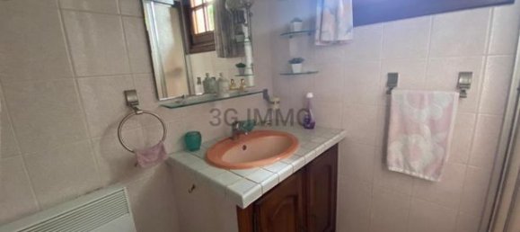 Casa de 4 dormitorios en Val-d'Oise, France No. 361370 8