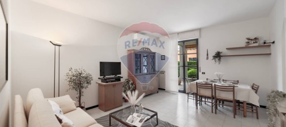 3 bedrooms Apartment in Lissone, Italy No. 329807 5