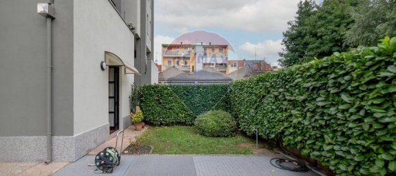 3 bedrooms Apartment in Lissone, Italy No. 329807 17