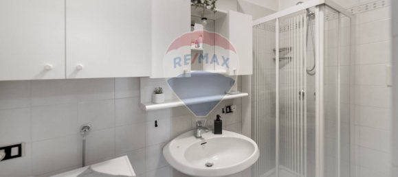 3 bedrooms Apartment in Lissone, Italy No. 329807 26