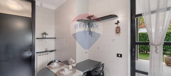 3 bedrooms Apartment in Lissone, Italy No. 329807 20