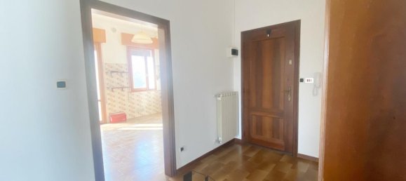 Apartamento de 3 divisões em Treviso, Italy N.º 29685 5