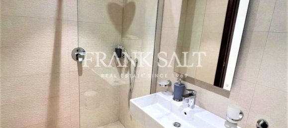 Apartamento T2 em Saint Julian's, Malta N.º 5409 8