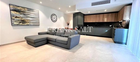 Apartamento T2 em Saint Julian's, Malta N.º 5409 2
