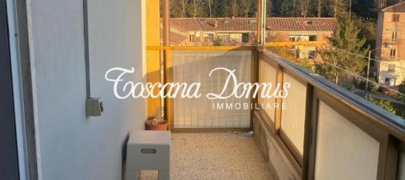 4 rooms Apartment in Siena, Italy No. 21846 3