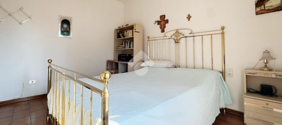 3 bedrooms Apartment in Prato, Italy No. 309890 8