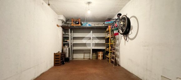 3 bedrooms Apartment in Prato, Italy No. 309890 22