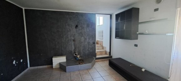 Casa de 2 dormitorios en Bojano, Italy No. 120541 16