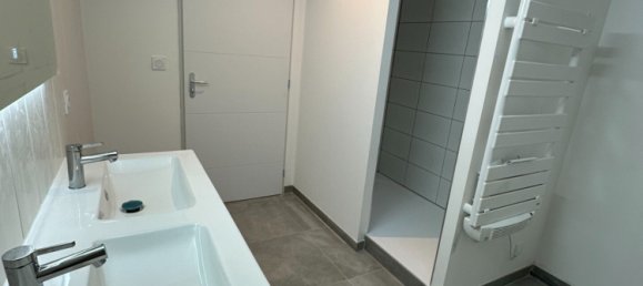 3 Schlafzimmer Wohnung in Villemoirieu, France, Nr. 198606 5