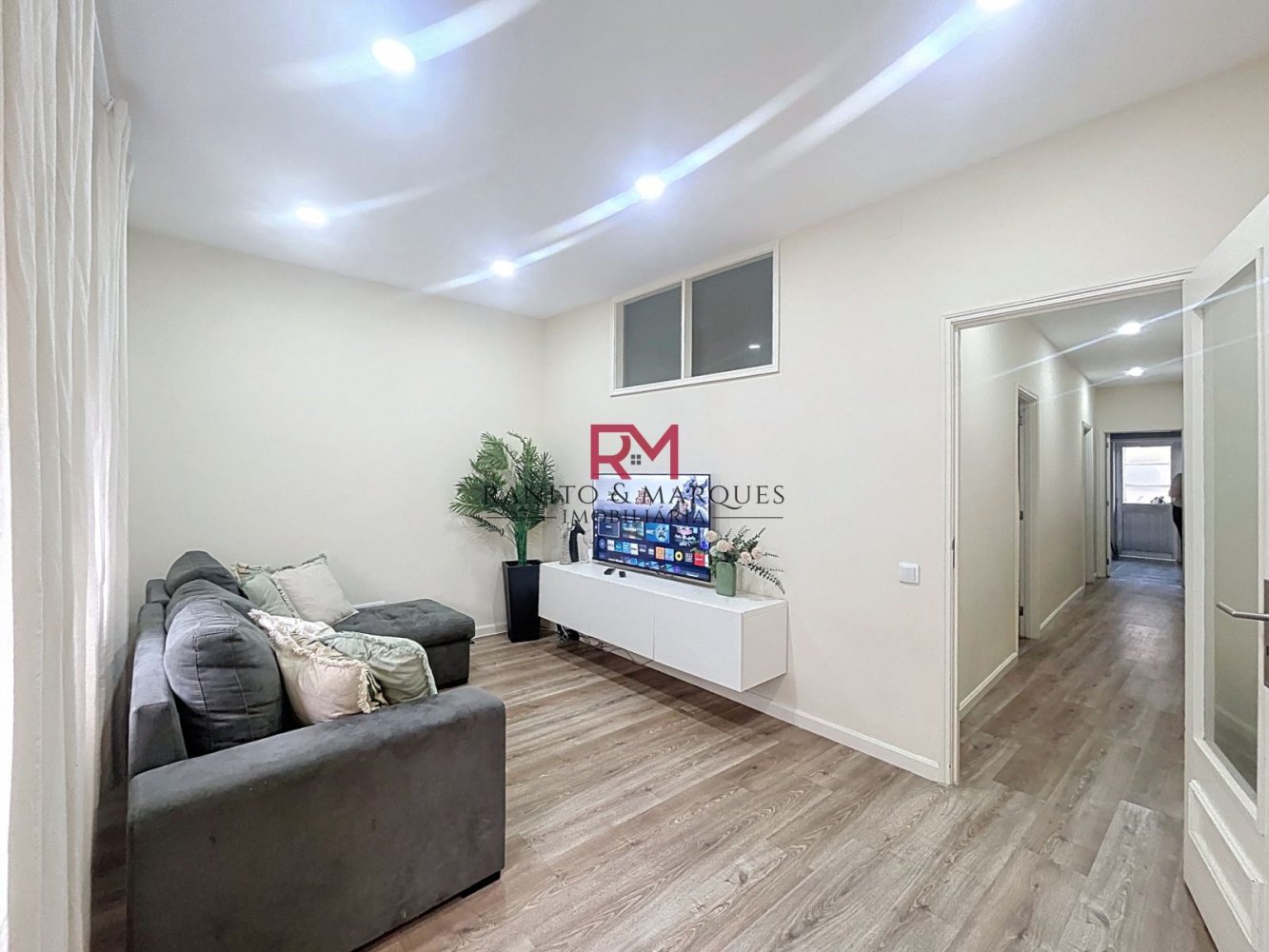 2 bedrooms Apartment in Ermesinde, Portugal No. 325549