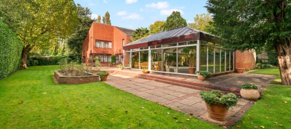 5 bedrooms House in London, United Kingdom No. 13211 2