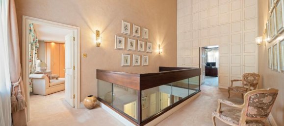 5 bedrooms House in London, United Kingdom No. 13211 11