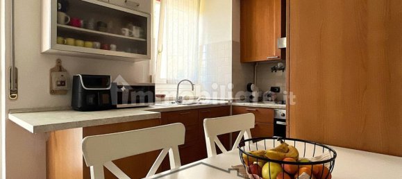 Квартира с 2 спальнями в Тавернерио, Италия № 350969 9