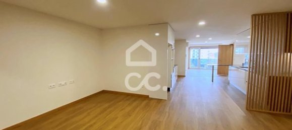 40m² Commercial property in Viseu, Portugal No. 89455 22