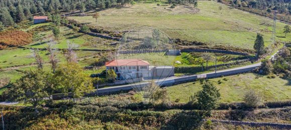 3 غرف نوم منزل في Salto, Portugal رقم 188542 24