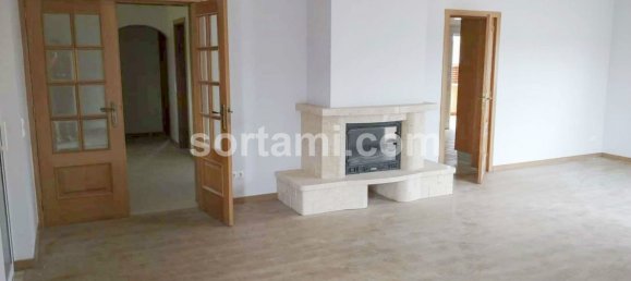 3 bedrooms House in Sao Bras de Alportel, Portugal No. 120045 2