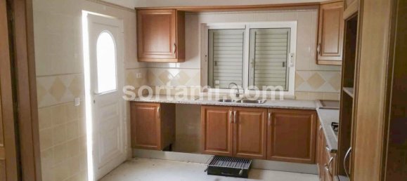 3 bedrooms House in Sao Bras de Alportel, Portugal No. 120045 6