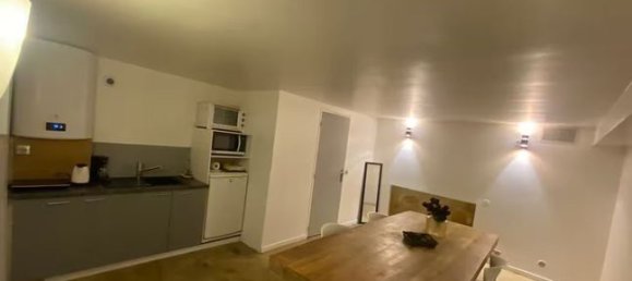 1 bedroom Apartment in Paris, France No. 309851 4