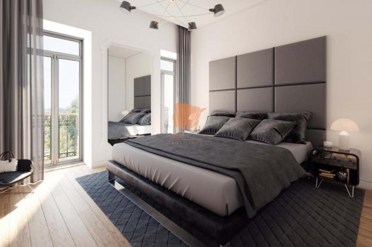 3 bedrooms Apartment in Lisbon, Portugal No. 3498