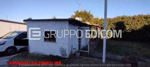 5 bedrooms Apartment in Zero Branco, Italy No. 342350 2