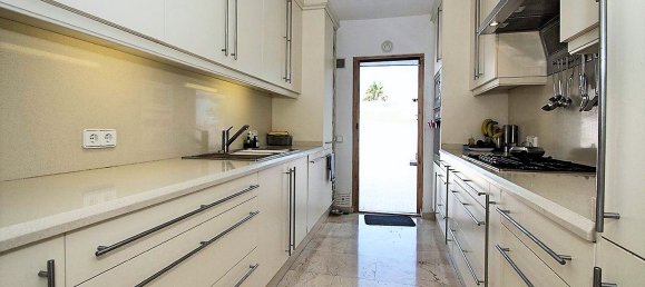 5 bedrooms Villa in L'Alfàs del Pi, Spain No. 4505 6