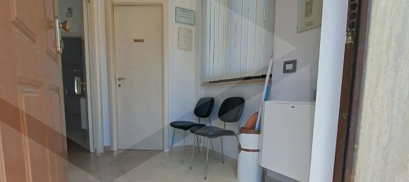 3 rooms Apartment in Vasto, Italy No. 32787 3