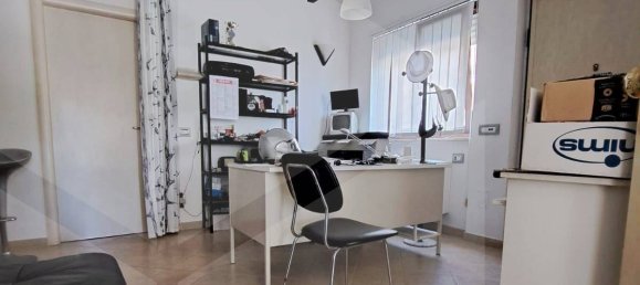 3 rooms Apartment in Vasto, Italy No. 32787 11