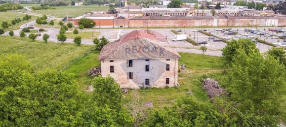 14 rooms House in Fidenza, Italy No. 110035 14