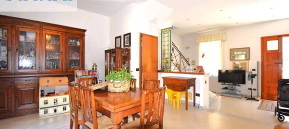 3 bedrooms House in Viareggio, Italy No. 264398 3