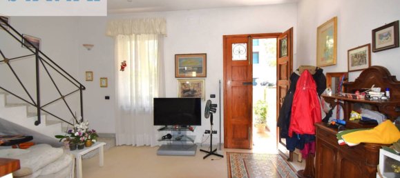 3 bedrooms House in Viareggio, Italy No. 264398 2