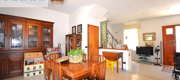 3 bedrooms House in Viareggio, Italy No. 264398 12